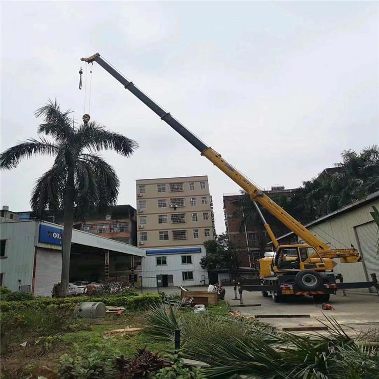 郫县12吨吊车出租一天的收费标准是什么