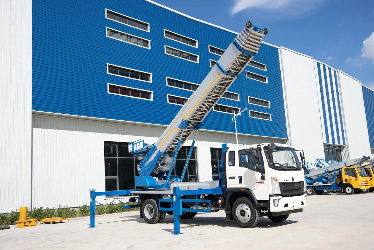 郫县小型云梯车上料车租赁多少钱