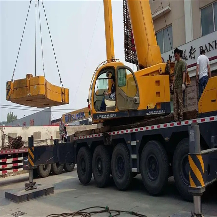 郫县吊车怎么吊玻璃